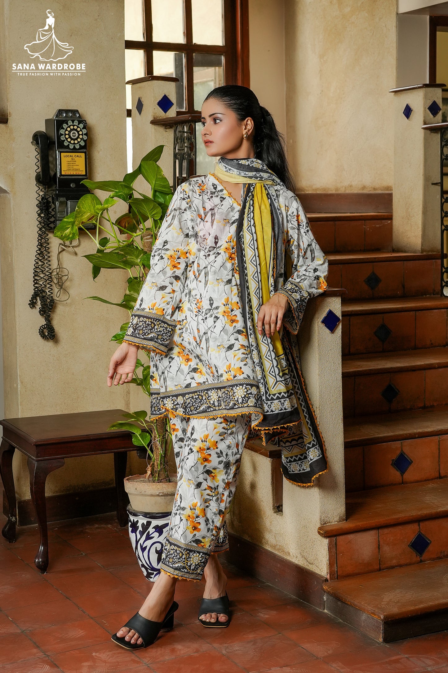3 Piece Printed lawn Suit