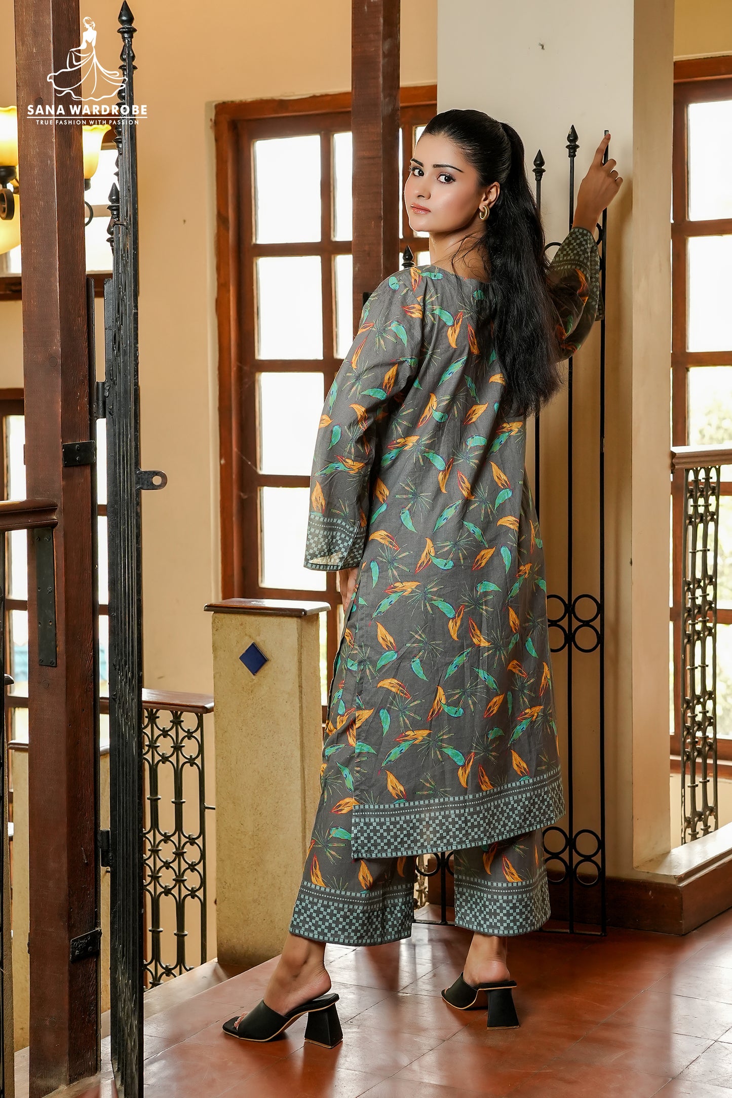 Pure Lawn 3-Piece Printed Suit