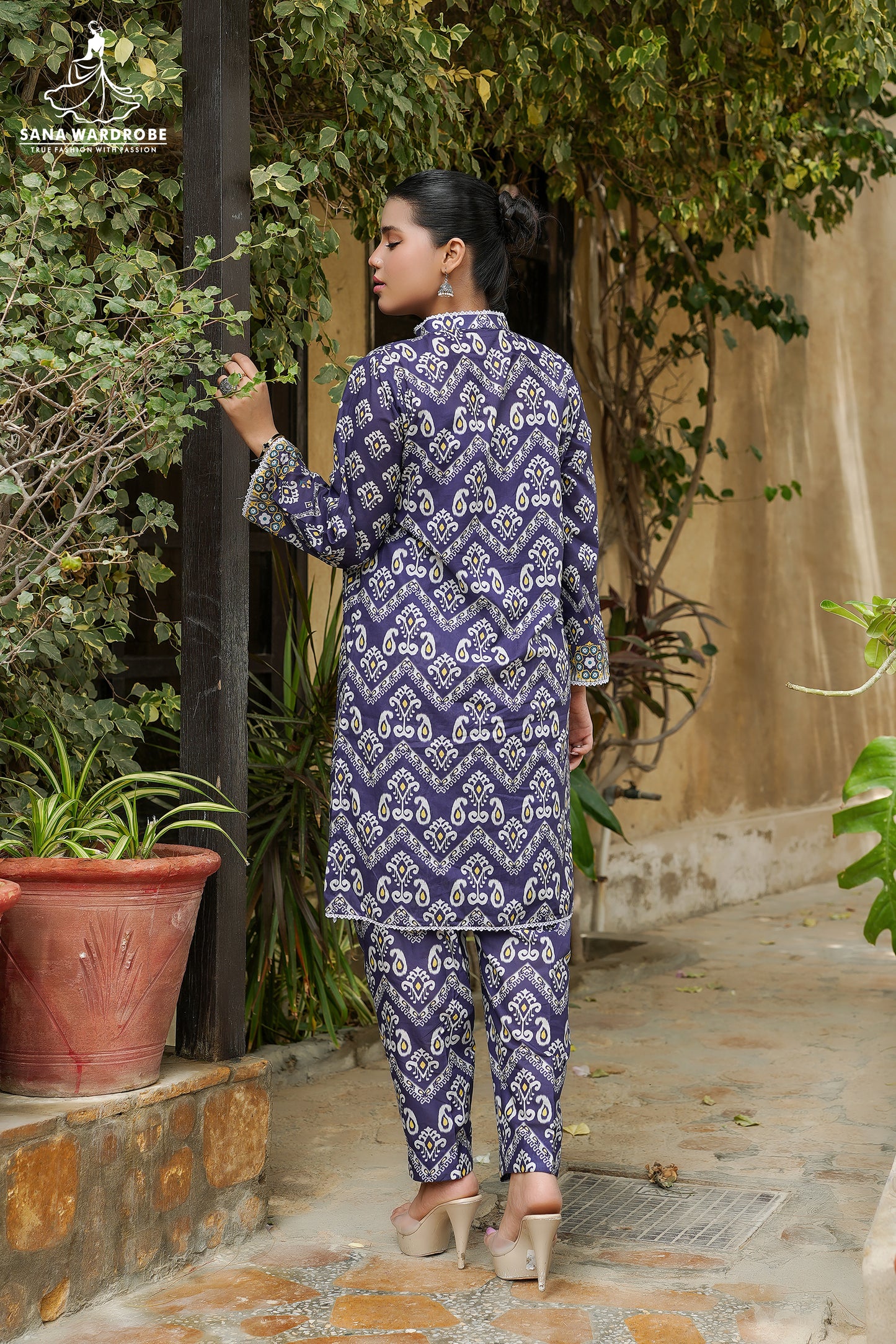 Pure Lawn 3-Piece Printed Suit