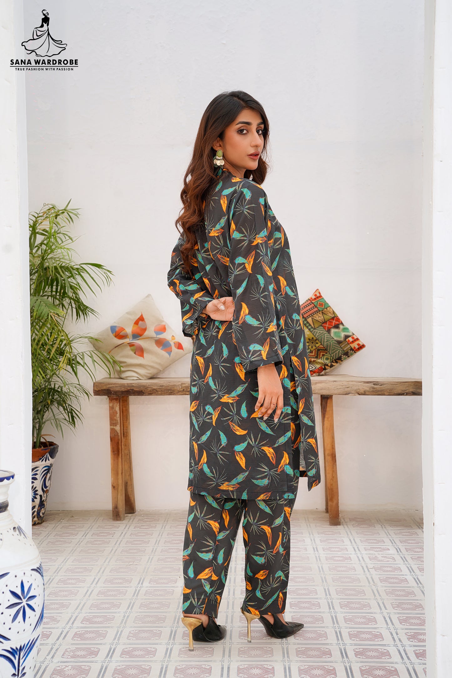 Elegant & Breathable Summer Wear