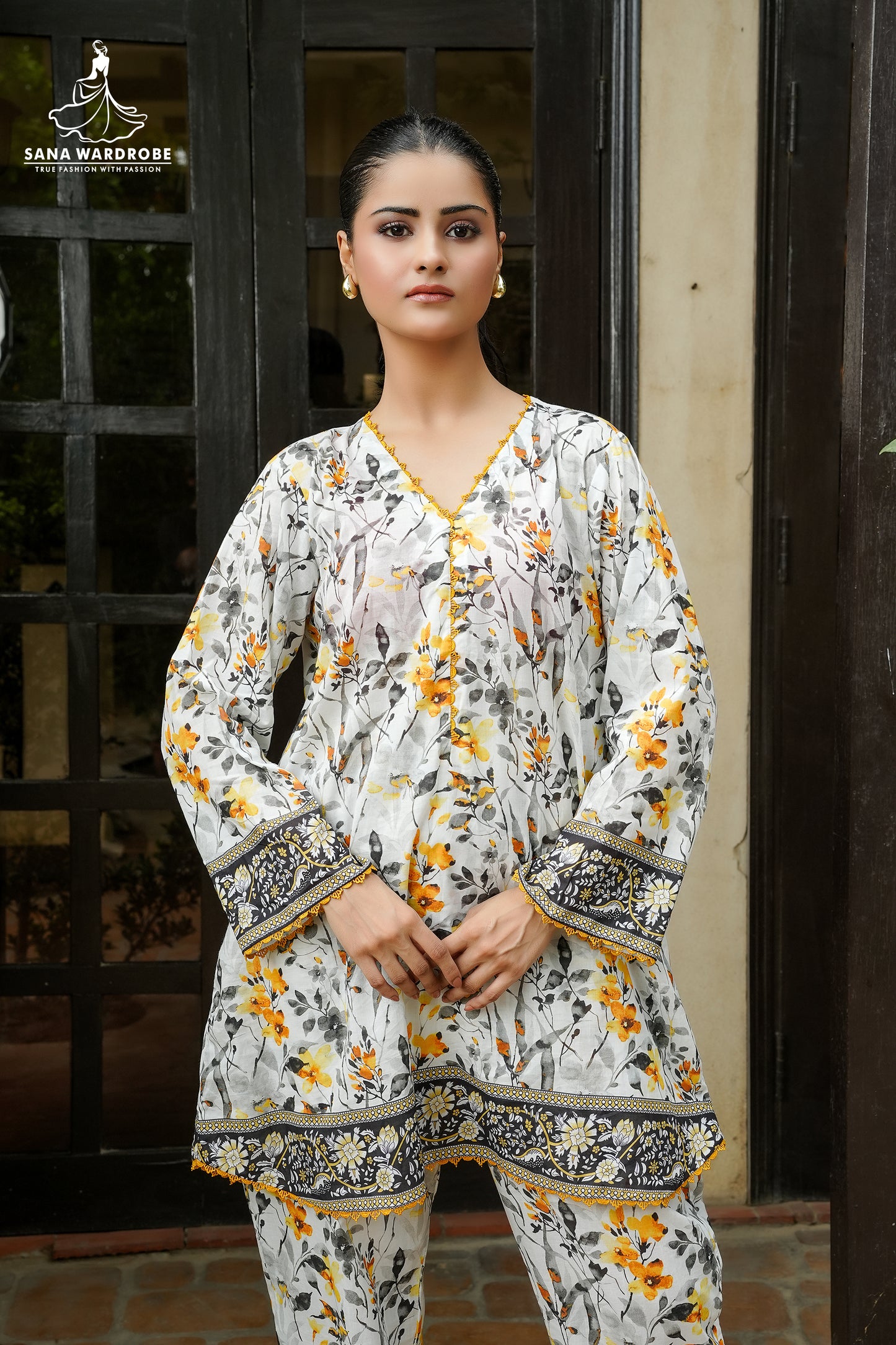 3 Piece Printed lawn Suit